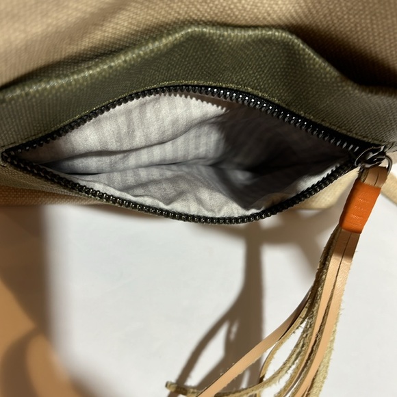 Sherpani Rebel Crossover Foldover Purse - Picture 7 of 13